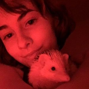 Meet your Posher, Leila